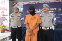 (DentumNews.com) Satreskrim Polresta Tangerang Menangkap Pelaku Pencabulan Di Bawah Umur.