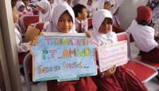 Bantuan kegiatan CSR dari Yayasan Amway Peduli yang bekerja sama dengan Tim Fasilitasi CSR Tangsel. Yang di berikan langsung terpusat di SDN 04 Pondok Jagung, Serpong. Kamis (25 April 2024).
