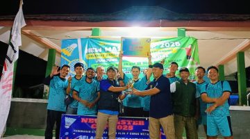Kemenangan Gemilang Team RW 09 di Puncak Final Turnamen Badminton New Master Cup 2025